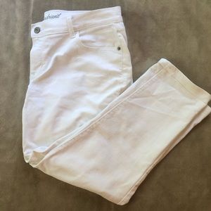 Old Navy White Boyfriend Jeans